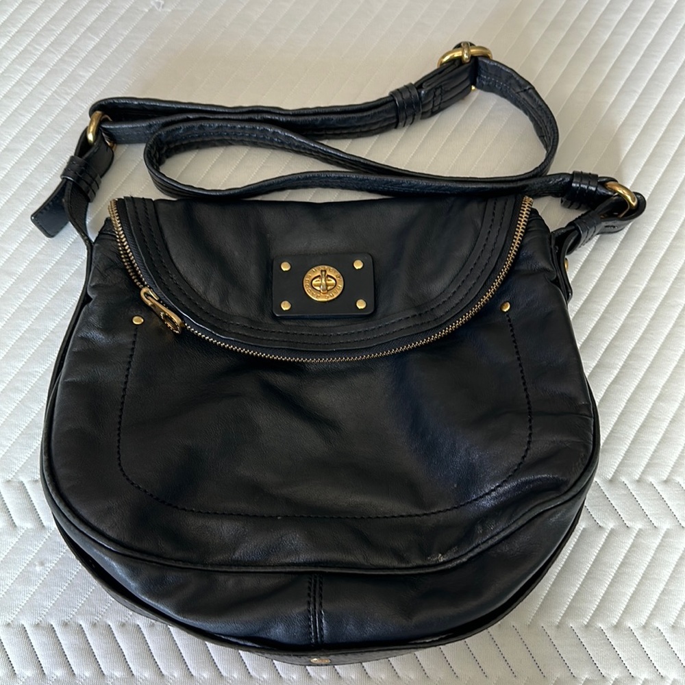 Marc Jacobs - Black Medium Sized Cross Body Handbag.